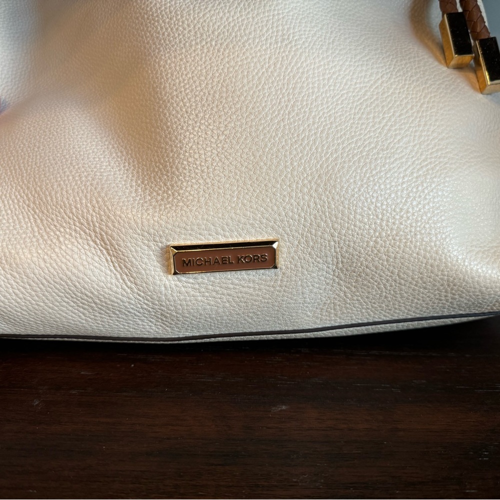 Off White Michael Kors Bag View 2